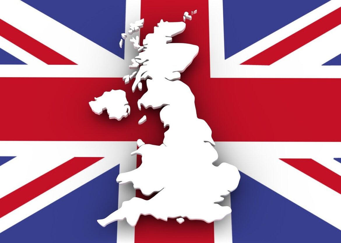 UK and France Launch “One In, One Out” Migrant Returns Pilot: What It Means for Border Policy in 2025